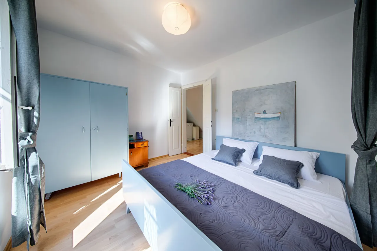 The bed and the blue wardrobe, Nona Antonija apartment, Komiža